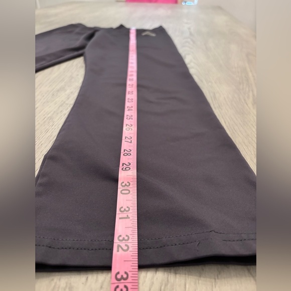 Dark Grey Cropped Leggings By Head Size S - Picture 8 of 8